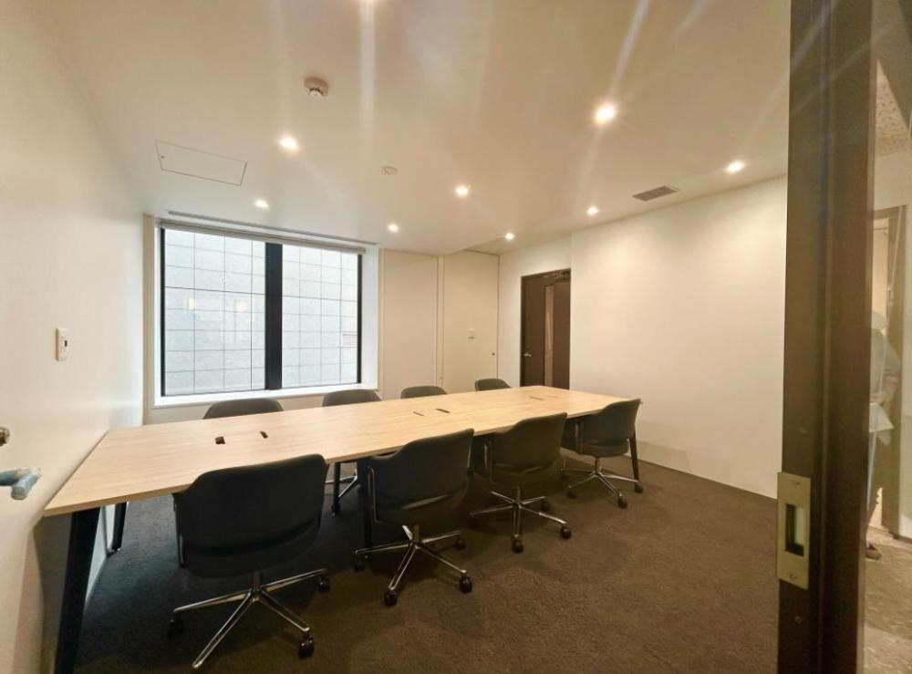 会議室造作済み！ 原状回復不要！の居抜き賃貸オフィス物件(約115坪) ｜居抜きオフィス物件検索サイト【vivit-ビビット】（6）