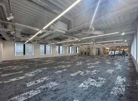 会議室造作済み！ 原状回復不要！の居抜き賃貸オフィス物件(約115坪) ｜居抜きオフィス物件検索サイト【vivit-ビビット】（サムネイル7）