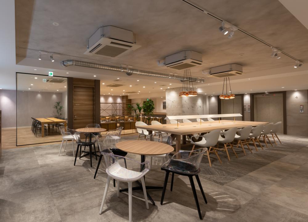 東京都新宿区大京町の居抜き賃貸オフィス物件(約130坪) ｜居抜きオフィス物件検索サイト【vivit-ビビット】（1）