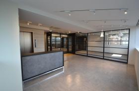 東京都中央区明石町の居抜き賃貸オフィス物件(約70坪) ｜居抜きオフィス物件検索サイト【vivit-ビビット】（サムネイル4）