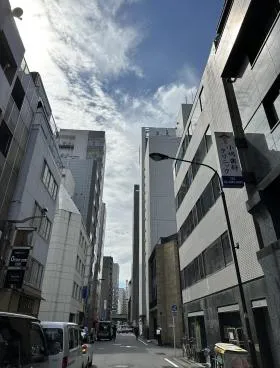 京橋鳥飼ビルの外観