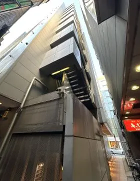 カルティエ銀座ビルの外観