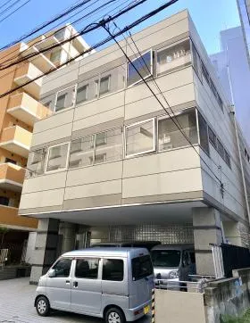 市ヶ谷サンライトビルの外観