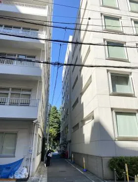 市ヶ谷サンライトビルの外観