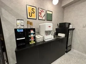 LOF Workspaceビルの外観