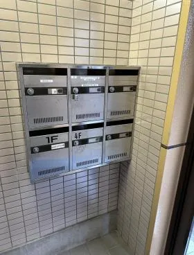 新橋フービルの外観