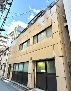 新橋フービルの外観