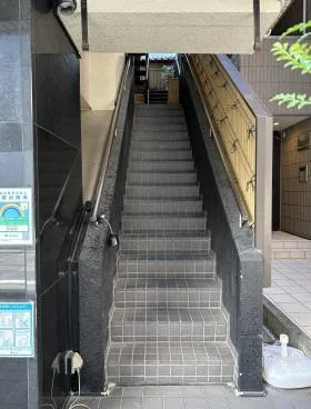 カゾール三田ビルの外観