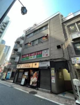 金井ビルの外観