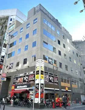 勝文館ビルの外観