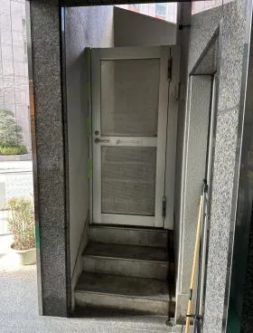 大善ビルの外観