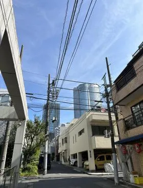 西麻布1106ビルの外観