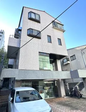 篠田ビルの外観