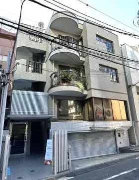六本木羽賀ビルの外観