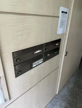 コスモ六本木ビルの外観