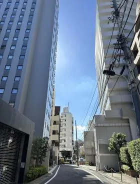 コスモ六本木ビルの外観