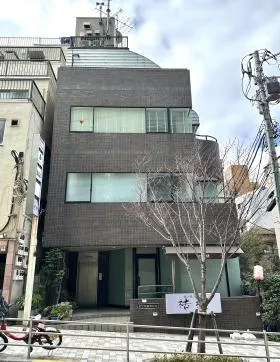 KY六本木ビルの外観