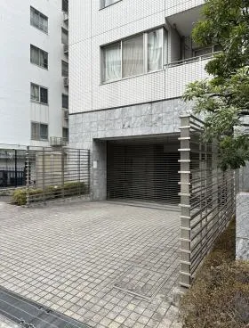 パークアクシス南麻布ビルの外観