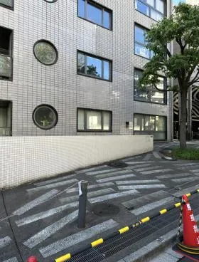 グランカーサ六本木ビルの外観