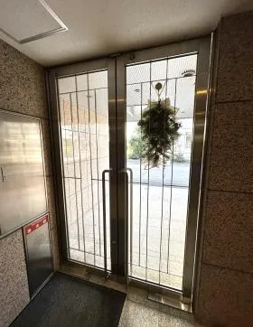 麻布ビルの外観