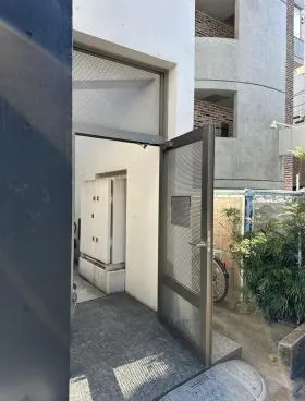 トワイグレックビルの外観
