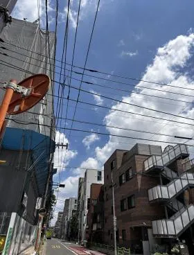 貸店舗ビルの外観