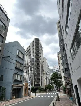 グラニート丸絖ビルの外観