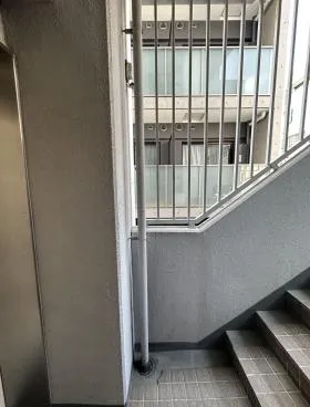 神山町Yビルの外観