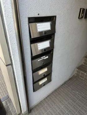 神山町Yビルの外観