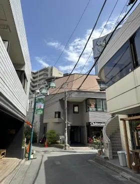 若菜ビルの外観