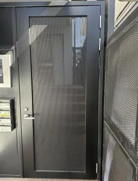 テムズコートビルの外観