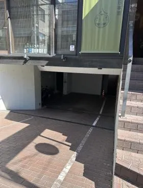 テムズコートビルの外観