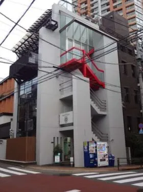 HOUSE ONEビルの外観