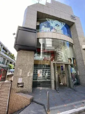 ピノ原宿ビルの外観