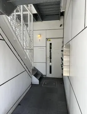 アキバ三滝館ビルの外観