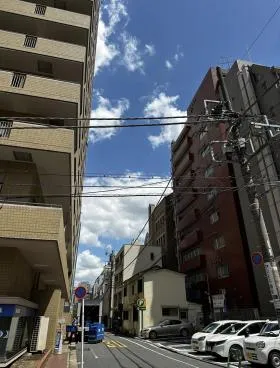 パディホームズーロ坂ビルの外観