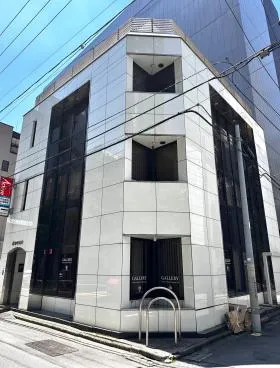 神保町ビルの外観