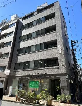 石垣ビルの外観