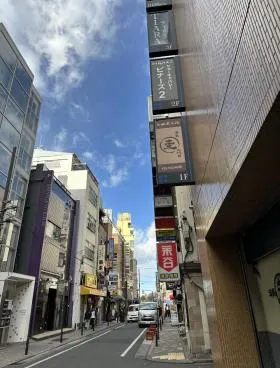 小島ビルの外観