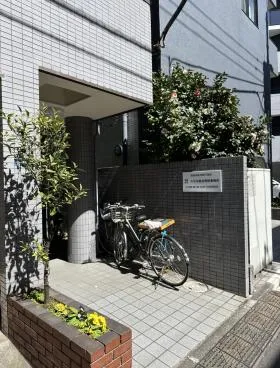 コンフォール村上ビルの外観
