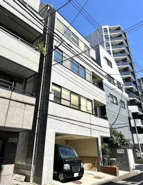 コンフォール村上ビルの外観