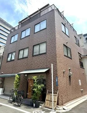 小柳ビルの外観