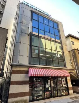 鈴武浅草橋駅前ビルの外観