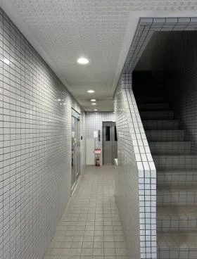 USビルの外観
