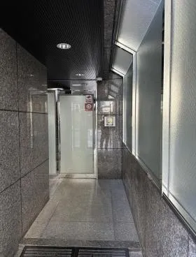 DKKビルの外観