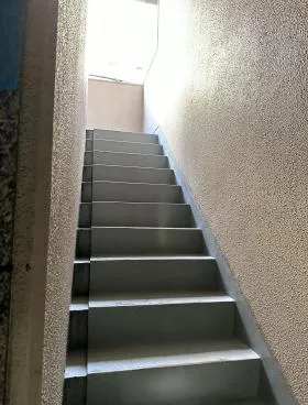 DKKビルの外観