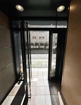 HMビルの外観