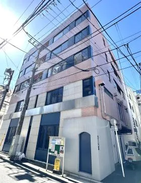 HMビルの外観