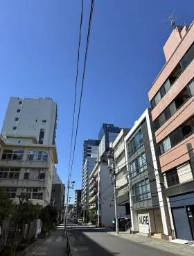 HMビルの外観