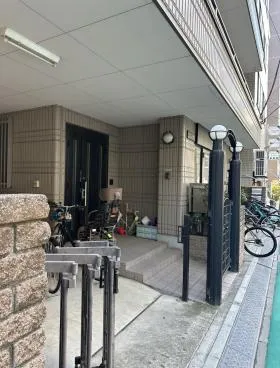 サングローリの外観